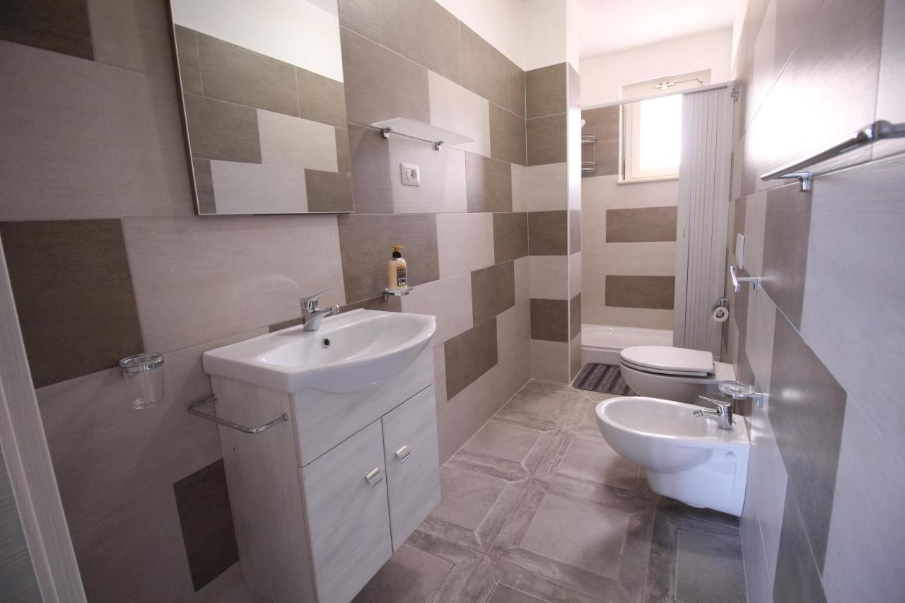 Chiaro Di Luna Apartment ซานตาโดเมนิกา ภายนอก รูปภาพ