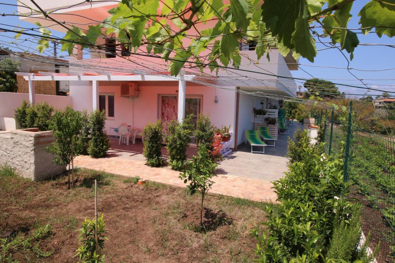 Chiaro Di Luna Apartment ซานตาโดเมนิกา ภายนอก รูปภาพ