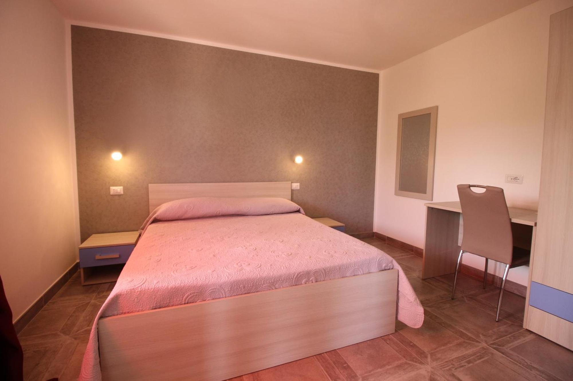 Chiaro Di Luna Apartment ซานตาโดเมนิกา ห้อง รูปภาพ